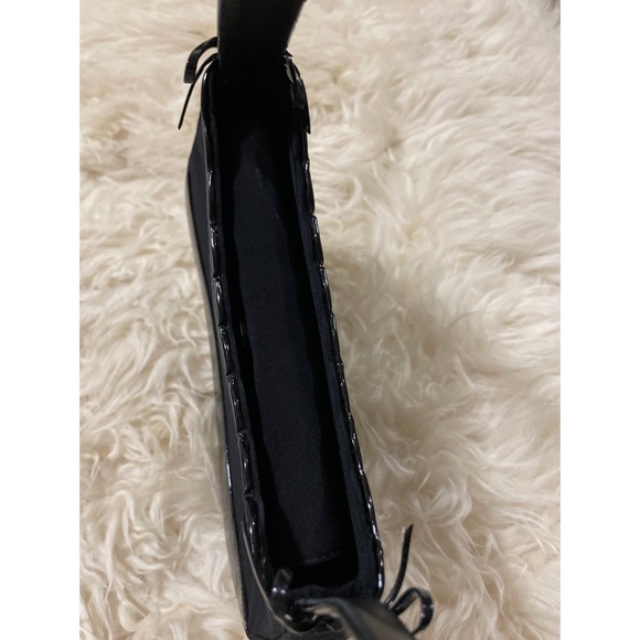 Stuart Weitzman handbag - Picture 4 of 11